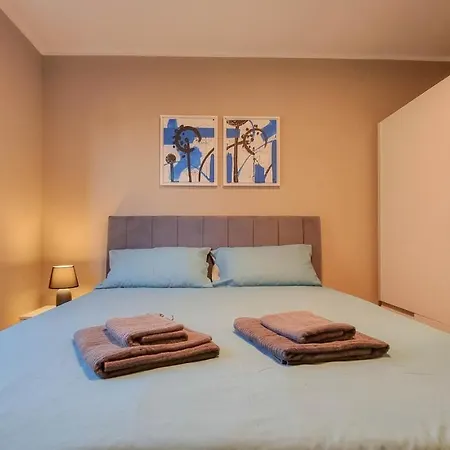 Ivy Apartment