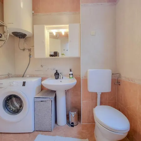 Apartment Ivy Novigrad (Istria)