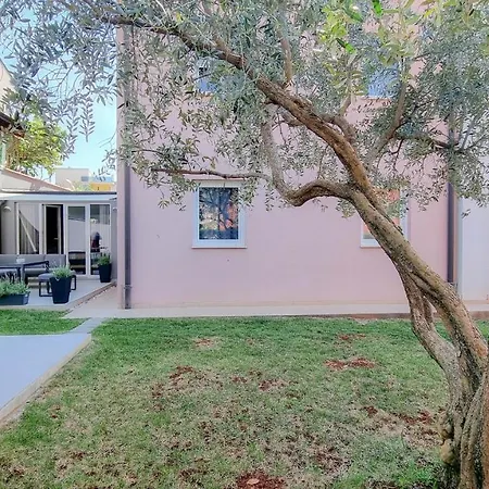 Apartment Ivy